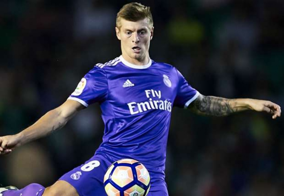 real madrid lo lang khi kroos nghi 2 thang