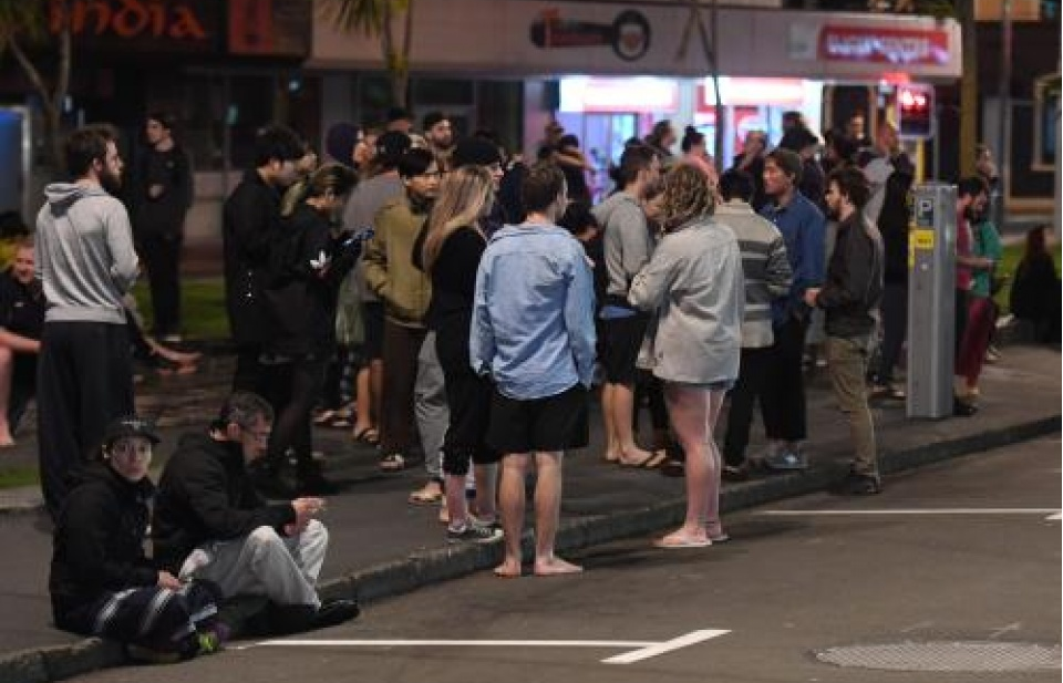 New Zealand “chao đảo” vì động đất và sóng thần