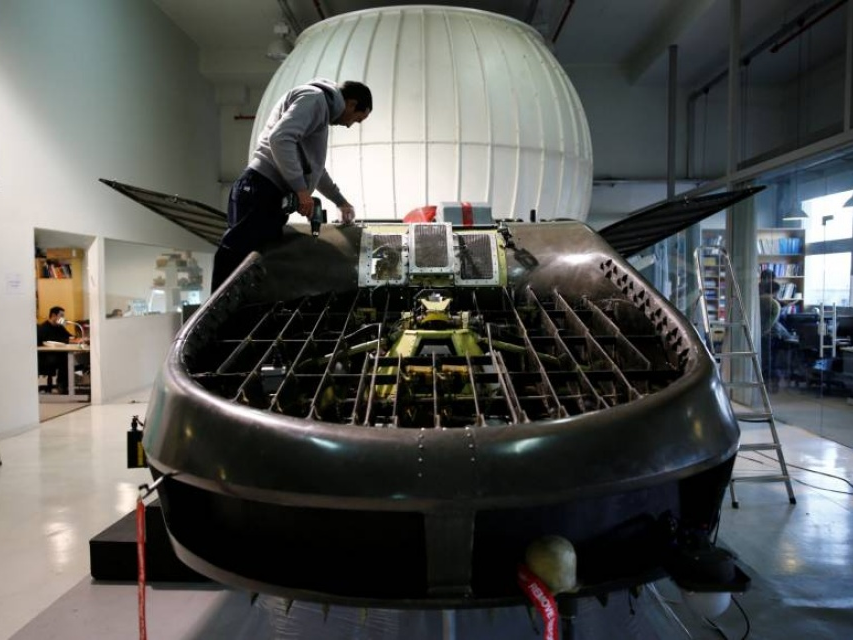 Israel phát minh xe hơi bay không người lái