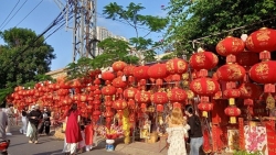 TP.Hồ Chí Minh tổ chức tiêm vaccine phòng Covid-19 xuyên Tết; Khánh Hòa đẩy mạnh thích ứng an toàn