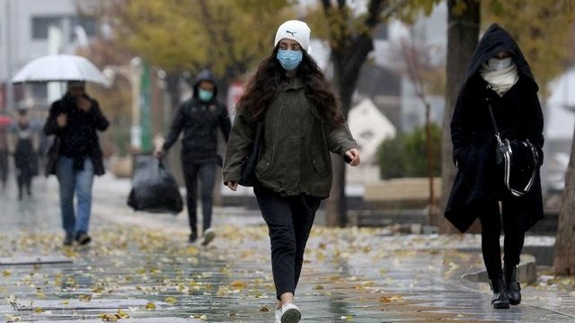 Iran có nguy cơ đối mặt với làn sóng Covid-19 thứ 4, kêu gọi hành động để tránh biến ‘đám cưới thành đám tang’