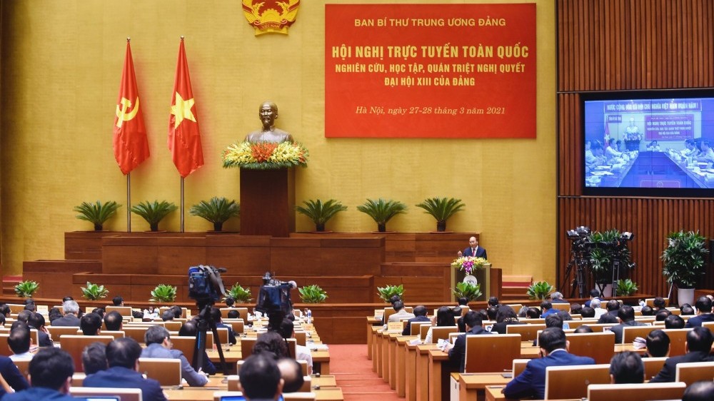 Thủ tướng Chính phủ: Nếu không tăng trưởng cao liên tục, chúng ta sẽ tụt hậu