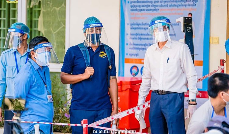 Số người mắc Covid-19 tại Campuchia tăng mạnh trong những ngày qua. (Nguồn: Khmer Times) Số người mắc Covid-19 tại Campuchia tăng mạnh trong những ngày qua. (Nguồn: Khmer Times)