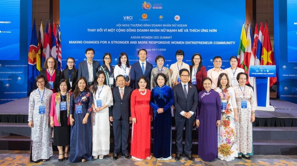 Đầu tư cho phụ nữ là chìa khoá của sự thịnh vượng