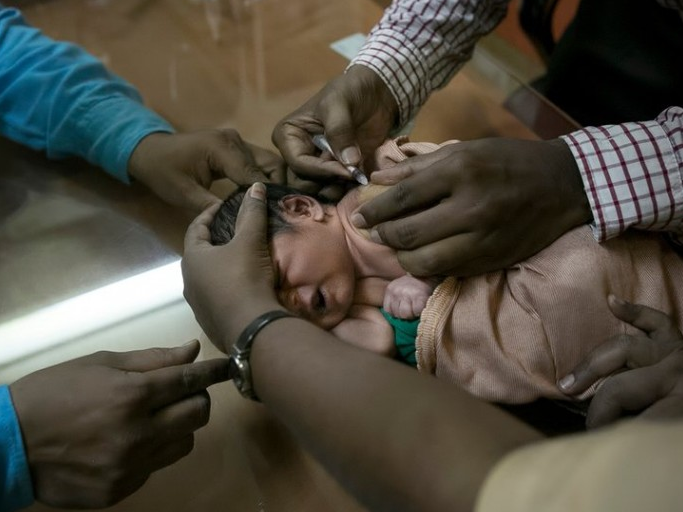 Bác sĩ người Ấn tìm cách thay đổi định kiến về nữ giới