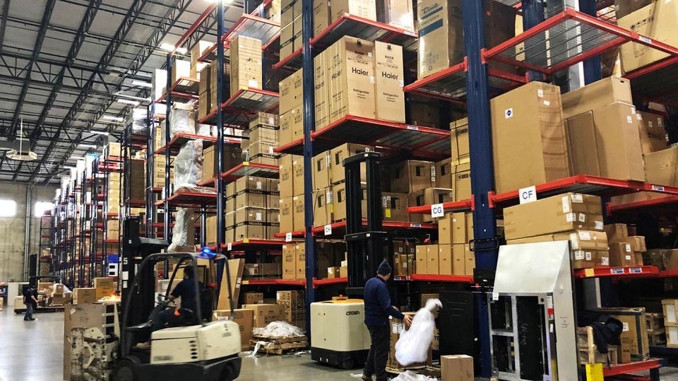 Fed: Nhiều doanh nghiệp Mỹ chật vật tái xuất