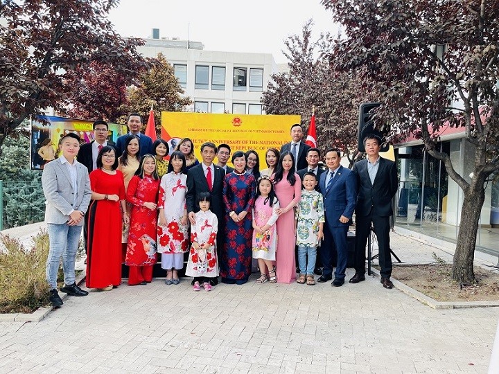 Kỷ niệm 76 năm Quốc khánh Việt Nam tại Thổ Nhĩ Kỳ Kỷ niệm 76 năm Quốc khánh Việt Nam tại Thổ Nhĩ Kỳ