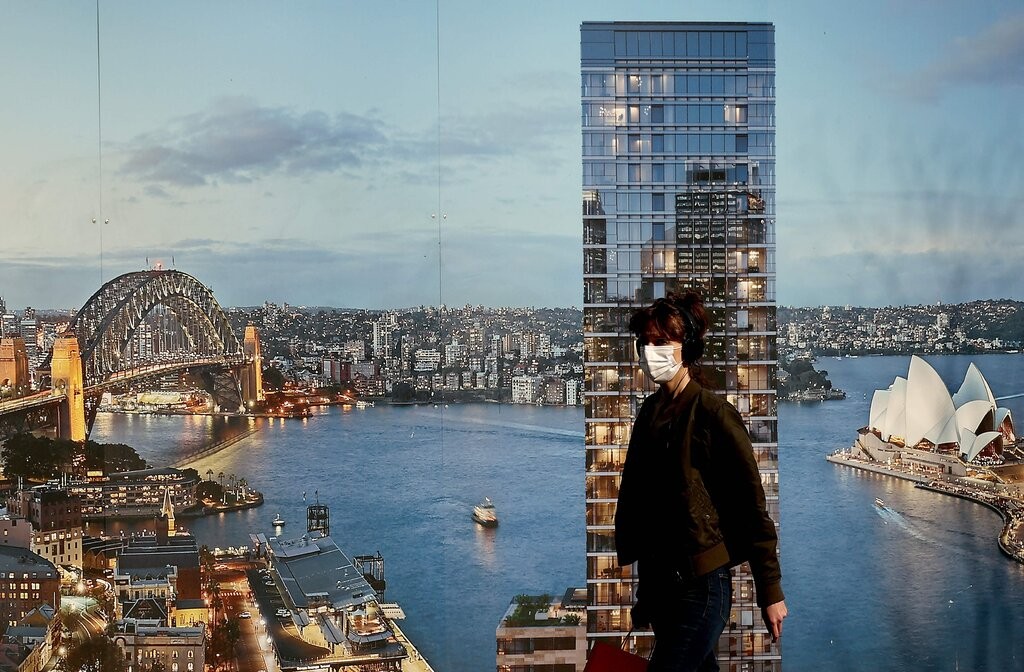 Hiện có hơn một nửa trong số 25 triệu dân của Australia đang sống trong tình trạng giãn cách nghiêm ngặt vì Covid-19. (Nguồn: AFP) Hiện có hơn một nửa trong số 25 triệu dân của Australia đang sống trong tình trạng giãn cách nghiêm ngặt vì Covid-19. (Nguồn: AFP)