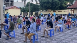 Hà Nội bỏ kiểm soát giấy đi đường, khuyến cáo người dân tuyệt đối không chủ quan