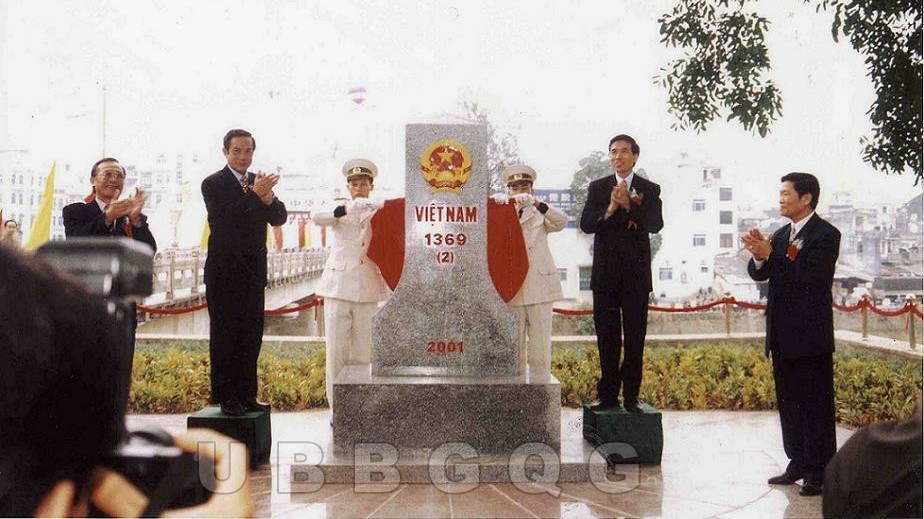 Quá trình đàm phán và ký kết các văn kiện pháp lý về đường biên giới trên đất liền giữa Việt Nam và Trung Quốc