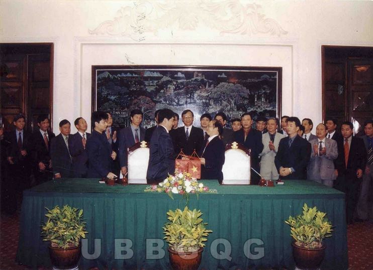 Ý nghĩa xác lập đường biên giới trên đất liền giữa Việt Nam và Trung Quốc Ý nghĩa xác lập đường biên giới trên đất liền giữa Việt Nam và Trung Quốc