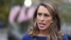 Giám đốc truyền thông Nhà Trắng rời bỏ ông Trump để theo đuổi cơ hội mới, đương kim Tổng thống nói về 'nỗi thất vọng'