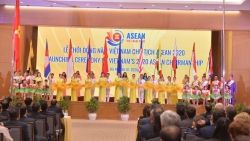 Sputnik:  Đóng 'hai vai chính' trong năm 2020, Việt Nam tạo nhiều điểm nhấn đặc sắc