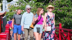 Mở lại đường bay quốc tế: Đón những cơ hội phục hồi kinh tế