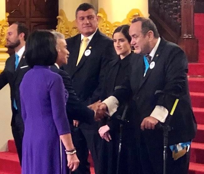 Đại sứ Việt Nam tại Mexico dự lễ nhậm chức Tổng thống Guatemala