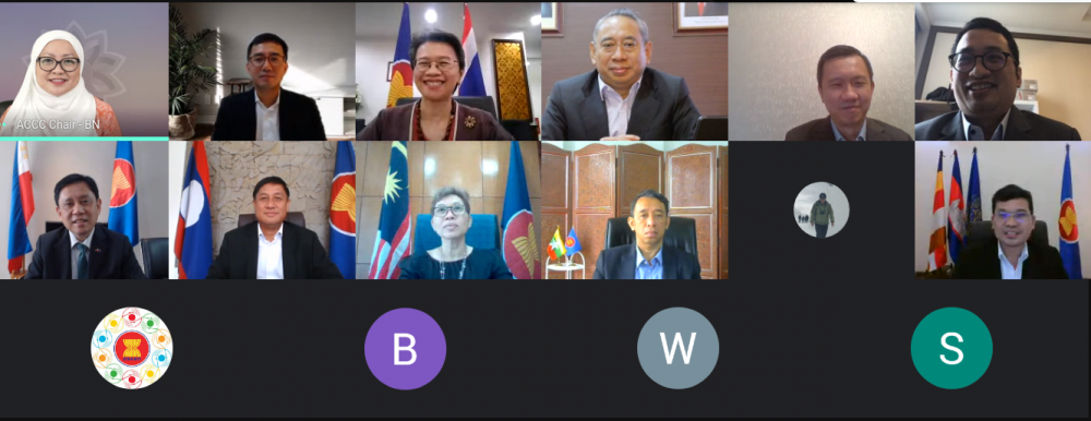 Đại sứ Trần Đức Bình, Trưởng Phái đoàn Việt Nam tại ASEAN, đã dẫn đầu đoàn Việt Nam tham dự cuộc họp. cuộc họp lần thứ 1 Ủy ban Điều phối Kết nối ASEAN