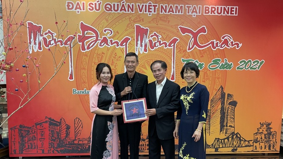 Đại sứ quán Việt Nam tại Brunei tổ chức Tết cộng đồng chào Xuân Tân Sửu