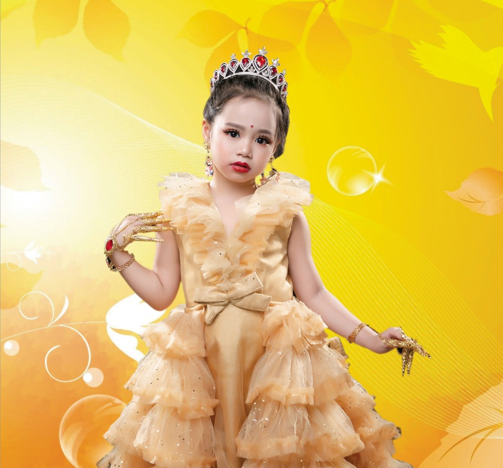 Á hậu nhí Thế giới Trần Thị Hoàng Vân