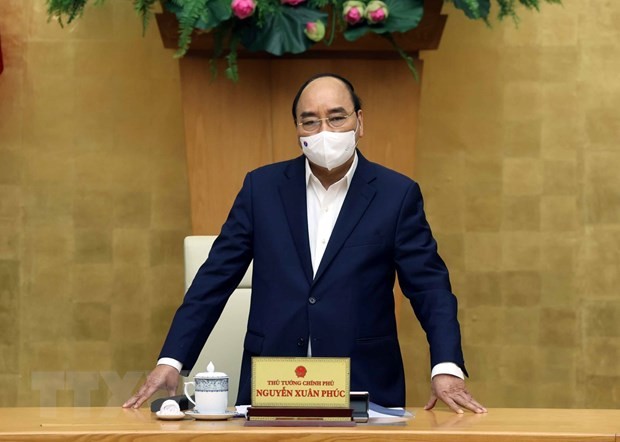 Thủ tướng Nguyễn Xuân Phúc phát biểu kết luận cuộc họp Thường trực Chính phủ về công tác phòng chống dịch COVID-19. Ảnh: VGP/Quang Hiếu