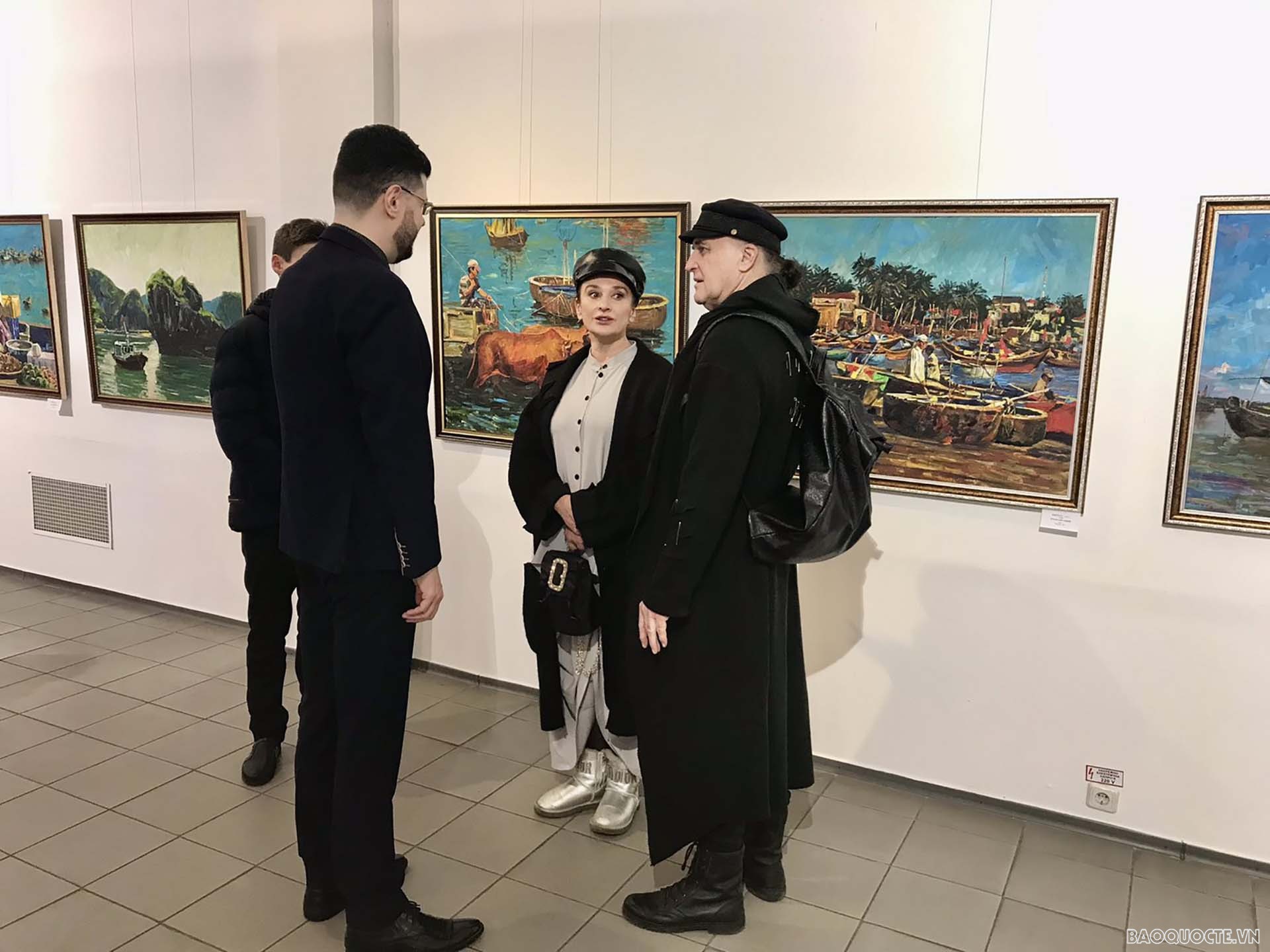 Cuộc triển lãm tranh có một không hai...