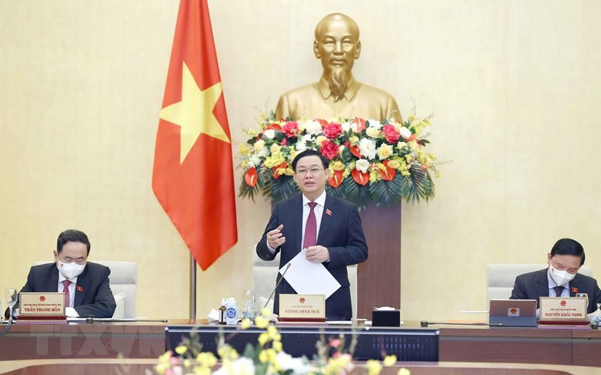 Chủ tịch Quốc hội Vương Đình Huệ phát biểu khai mạc Phiên họp thứ 8 của Ủy ban Thường vụ Quốc hội khóa XV. (Nguồn: TTXVN) Chủ tịch Quốc hội Vương Đình Huệ phát biểu khai mạc Phiên họp thứ 8 của Ủy ban Thường vụ Quốc hội khóa XV. (Nguồn: TTXVN)