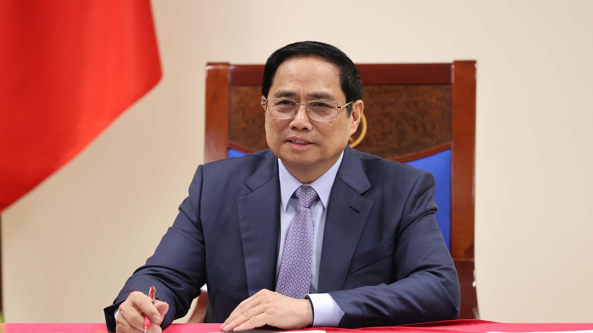 Thủ tướng Phạm Minh Chính điện đàm với Chủ tịch kiêm Giám đốc điều hành Tập đoàn Pfizer