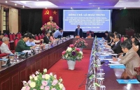 thu truong ngoai giao le hoai trung lam viec voi lanh dao tinh binh dinh