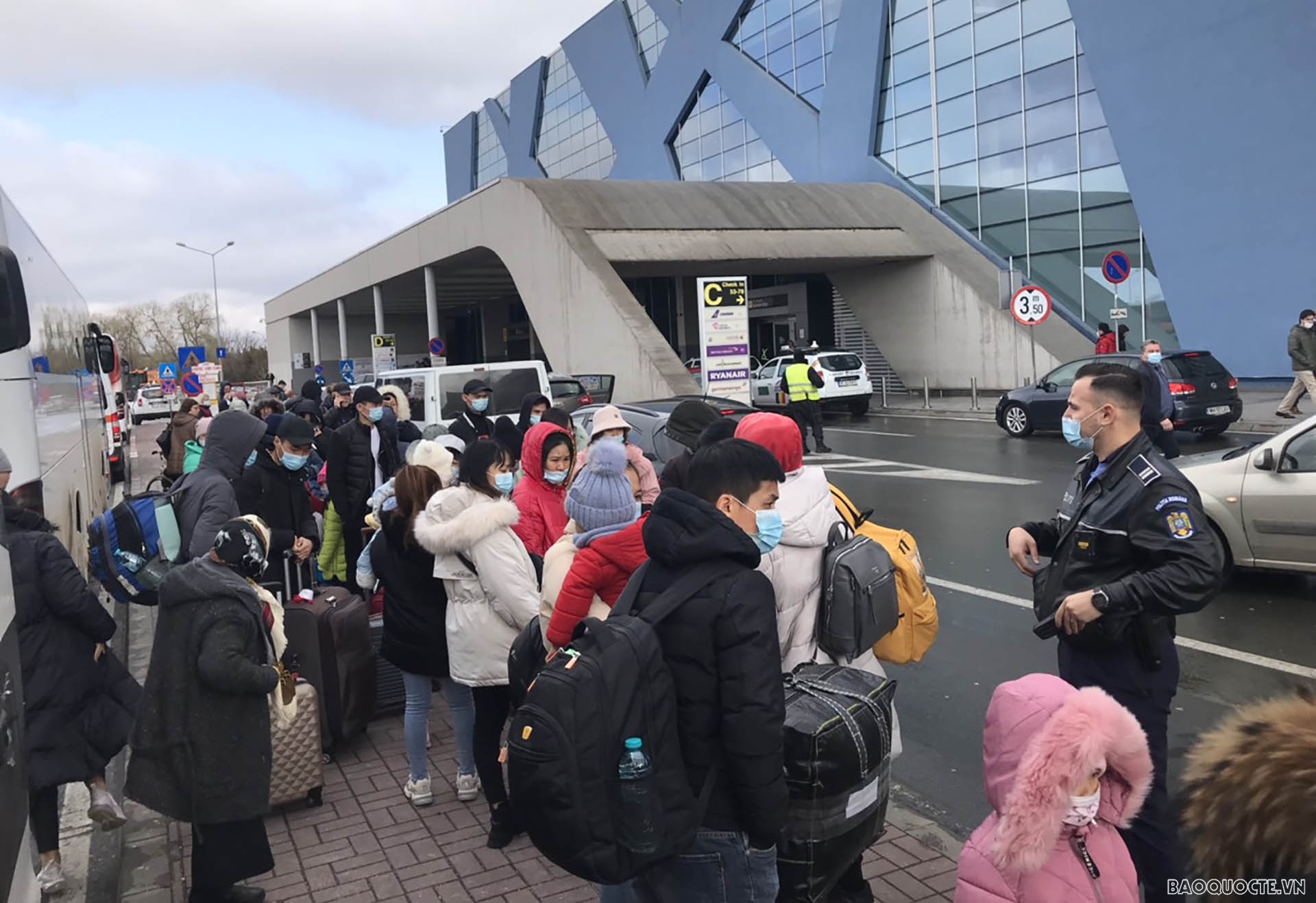 Cập nhật. Nỗ lực không ngừng nghỉ trong bảo hộ công dân Việt Nam ở Ukraine Cập nhật. Nỗ lực không ngừng nghỉ trong bảo hộ công dân Việt Nam ở Ukraine