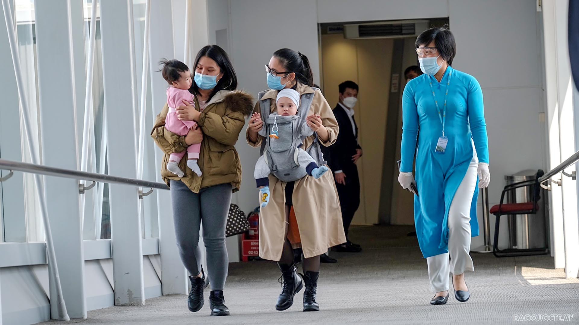 Cập nhật. Nỗ lực không ngừng nghỉ trong bảo hộ công dân Việt Nam ở Ukraine Cập nhật. Nỗ lực không ngừng nghỉ trong bảo hộ công dân Việt Nam ở Ukraine