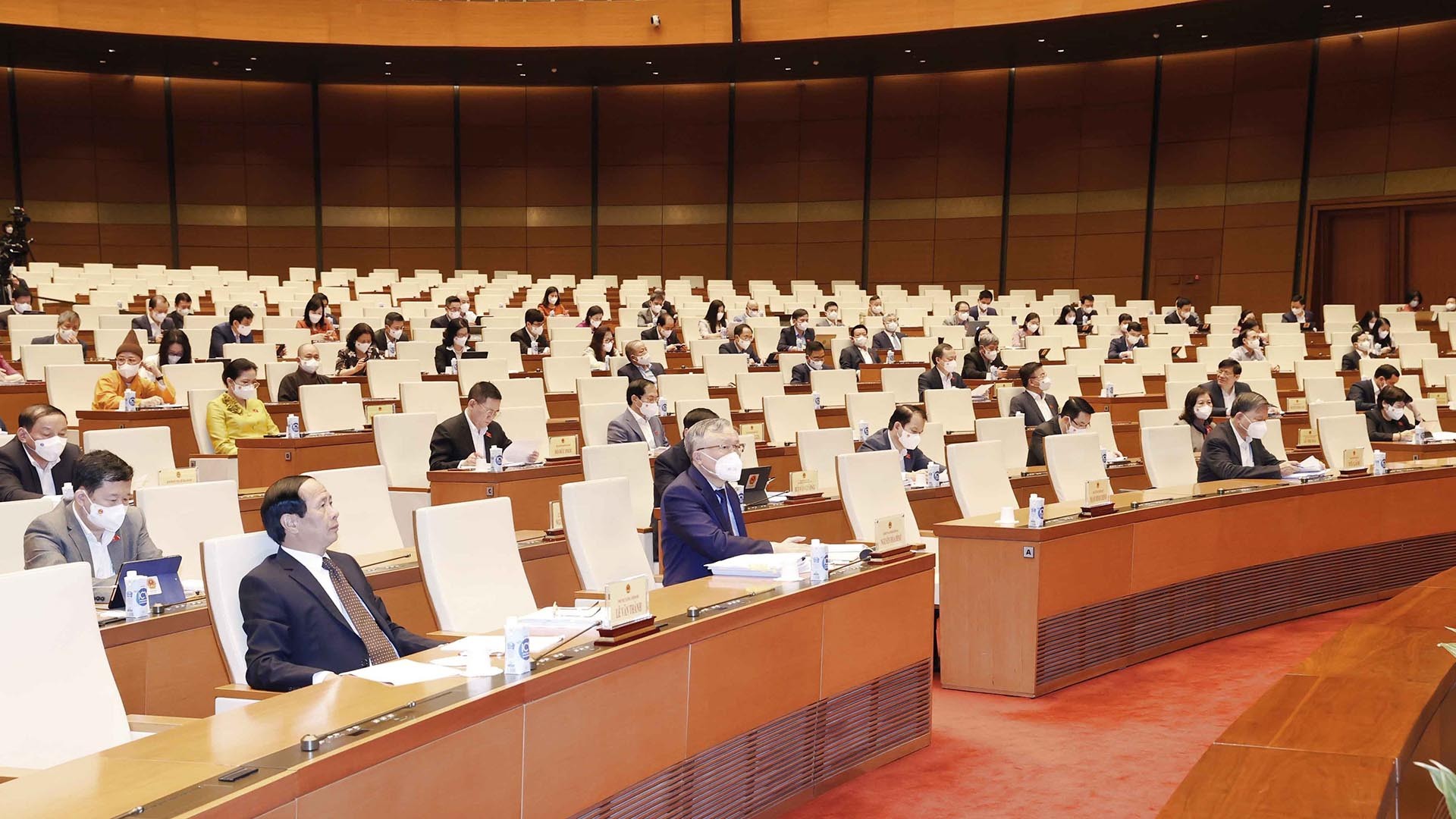 Đại biểu dự Phiên chất vấn và trả lời chất vấn. (Nguồn: TTXVN)