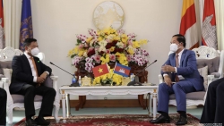 Thúc đẩy hợp tác giữa Phnom Penh với Hà Nội và TP. Hồ Chí Minh