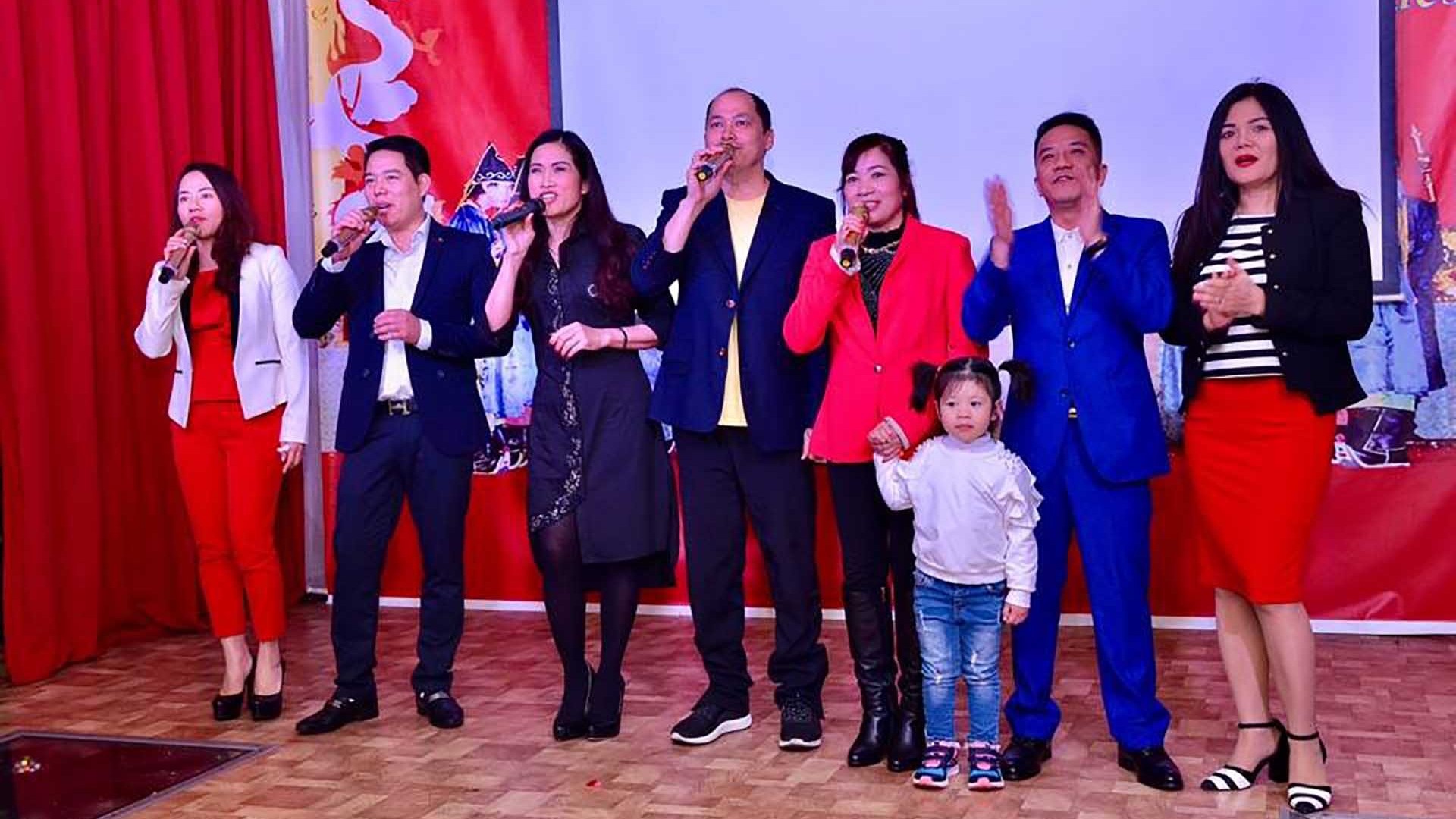 Odessa hẹn ngày trở lại