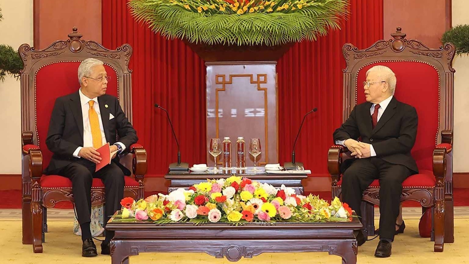 Tổng Bí thư Nguyễn Phú Trọng tiếp Thủ tướng Malaysia