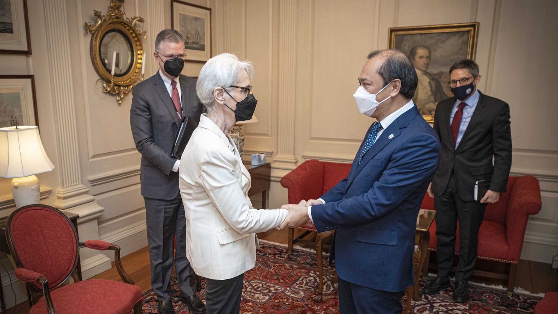 Đại sứ Nguyễn Quốc Dũng hội kiến lãnh đạo Bộ Ngoại giao Hoa Kỳ