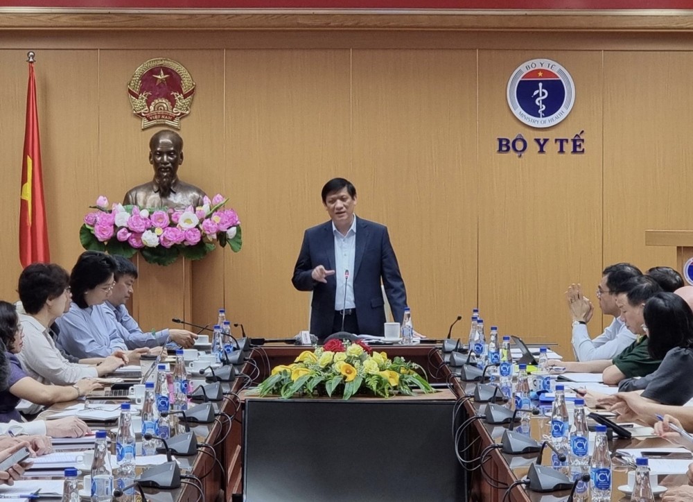 Bộ trưởng Bộ Y tế Nguyễn Thanh Long phát biểu. (Nguồn: TTXVN)