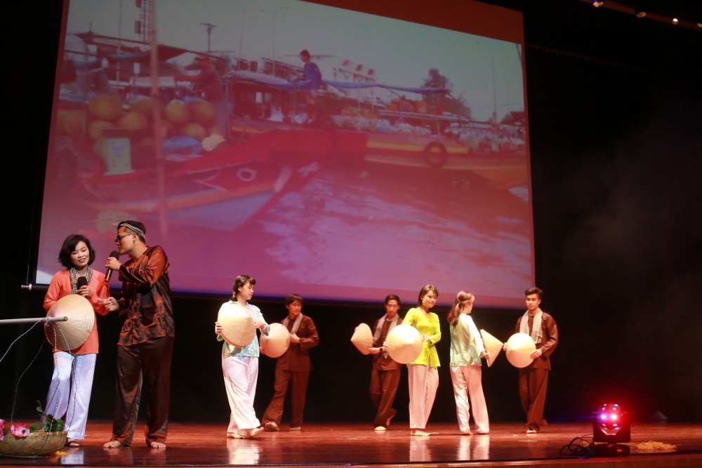 Bản sắc dân tộc trong sự kiện Tuần văn hóa Việt Nam 2021 tại Đại học Quốc lập Thành công   Đài Loan (Trung Quốc)