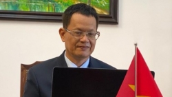 Duy trì trao đổi thường xuyên, định kỳ để củng cố và phát triển quan hệ Việt Nam-Uruguay