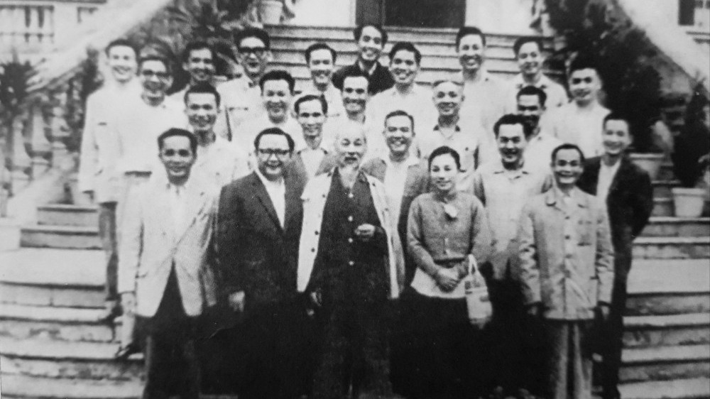 Một giai đoạn hợp thành lịch sử dân tộc Việt Nam *