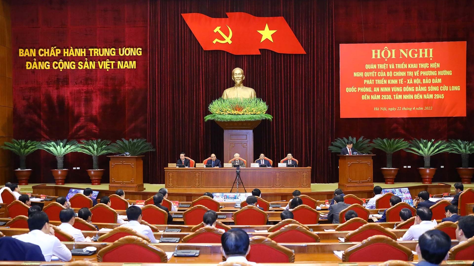 Hội nghị toàn quốc quán triệt và triển khai nghị quyết của Bộ Chính trị về phát triển vùng Đồng bằng sông Cửu Long