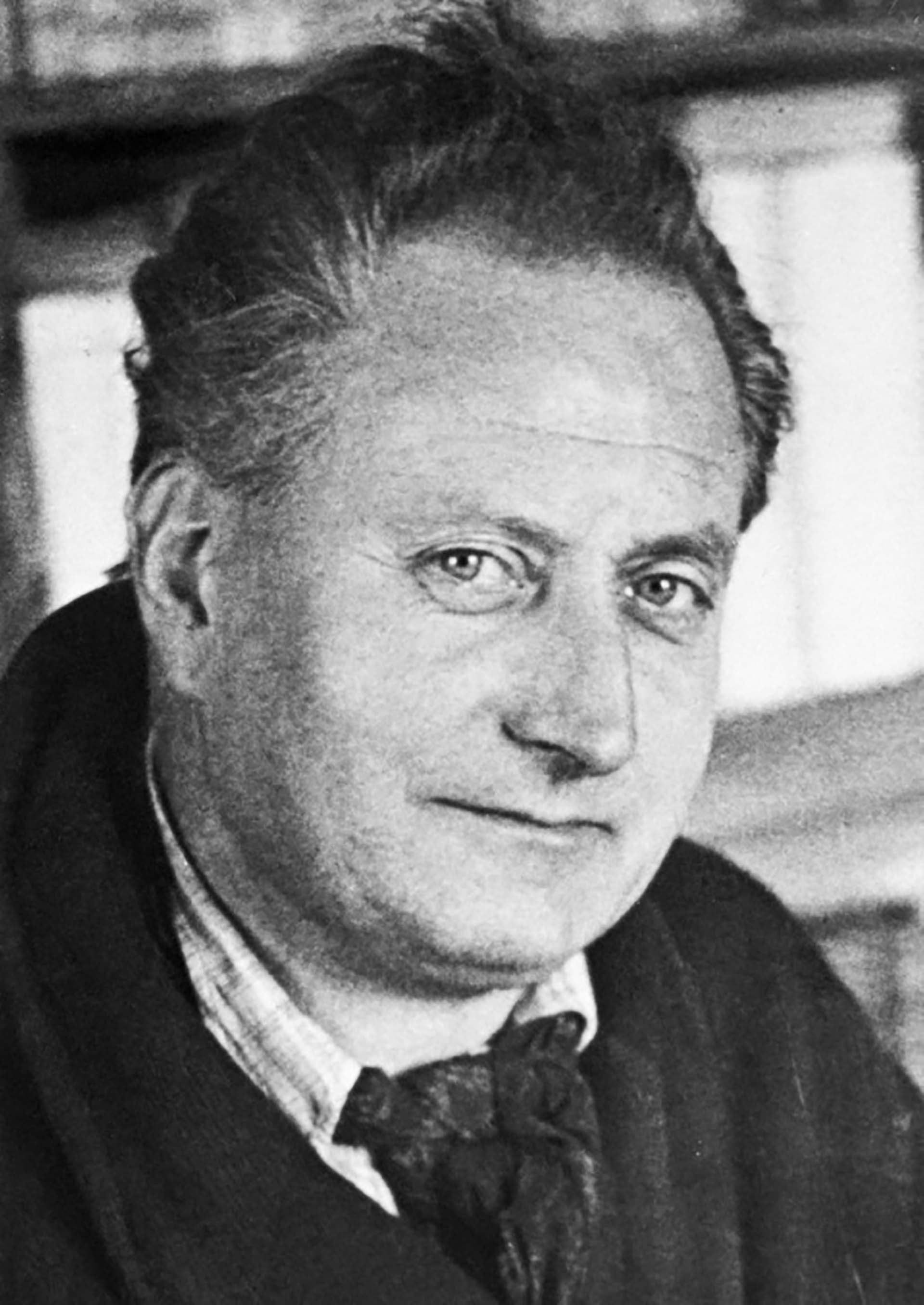 Nhà viết tiểu thuyết Giono Jean. Nhà viết tiểu thuyết Giono Jean.