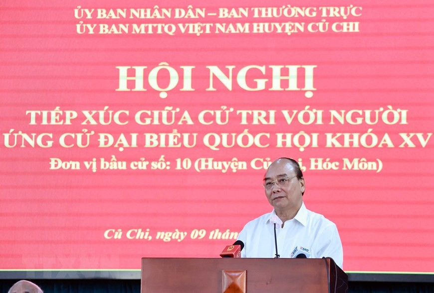 Chủ tịch nước Nguyễn Xuân Phúc trình bày chương trình hành động tại buổi tiếp xúc cử tri huyện Củ Chi ngày 9/5. (Ảnh: Thống Nhất/TTXVN) Chủ tịch nước Nguyễn Xuân Phúc trình bày chương trình hành động tại buổi tiếp xúc cử tri huyện Củ Chi ngày 9/5. (Ảnh: Thống Nhất/TTXVN)
