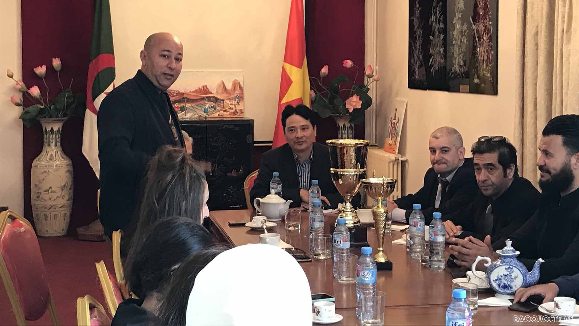 Trưởng môn phái Quán khí đạo Algeria Farid Mously phát biểu. Trưởng môn phái Quán khí đạo Algeria Farid Mously phát biểu.