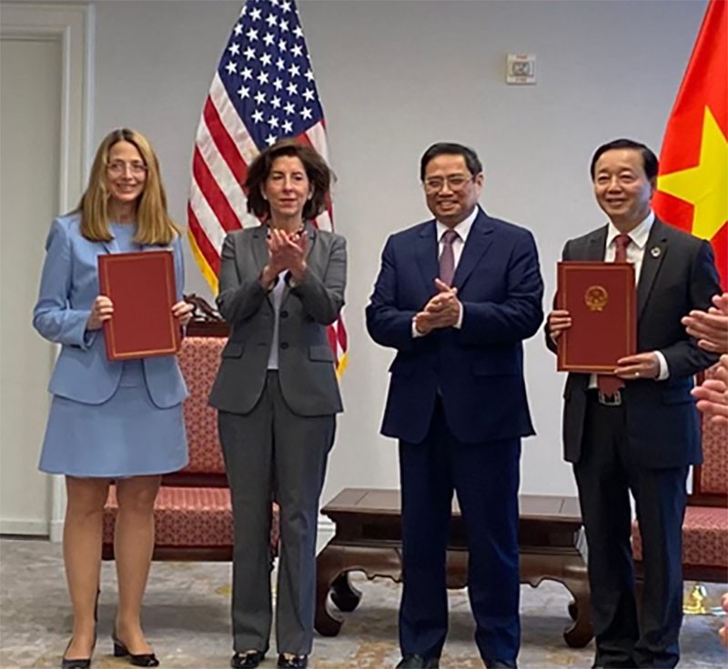 Thủ tướng Phạm Minh Chính tiếp Bộ trưởng Thương mại Hoa Kỳ