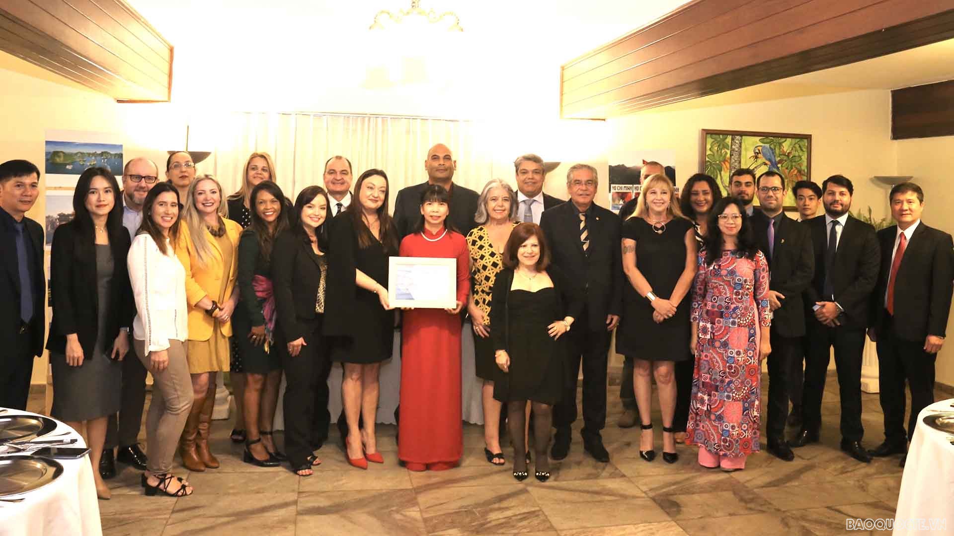 Đại sứ quán Việt Nam tại Brazil tổ chức lễ kỷ niệm 132 năm ngày sinh Chủ tịch Hồ Chí Minh