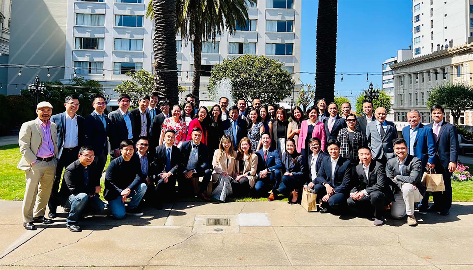 Các thành viên mới của VIN tại Bờ Đông và Bờ Tây nước Mỹ.