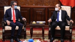 Chủ tịch nước Nguyễn Xuân Phúc tiếp Đại sứ, Trưởng phái đoàn EU tại Việt Nam