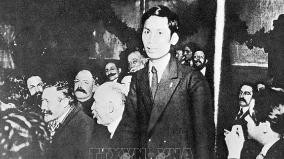 Hành trình tìm đường cứu nước của Chủ tịch Hồ Chí Minh và những bài học giá trị cho du học sinh Việt Nam ở nước ngoài