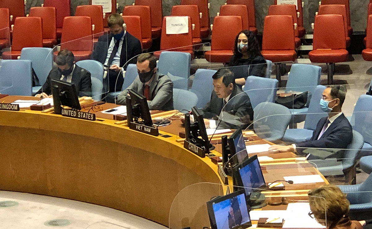 Phát biểu tại cuộc họp, Đại sứ Đặng Đình Quý, Trưởng Phái đoàn Việt Nam tại LHQ, Phát biểu tại cuộc họp, Đại sứ Đặng Đình Quý, Trưởng Phái đoàn Việt Nam tại LHQ,