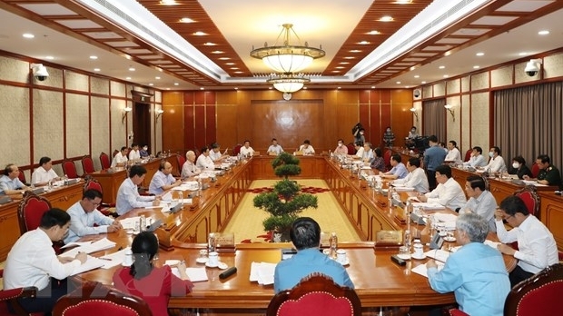 Kết luận của Bộ Chính trị về một số nhiệm vụ trọng tâm tăng cường công tác phòng, chống dịch Covid-19 và phát triển kinh tế-xã hội