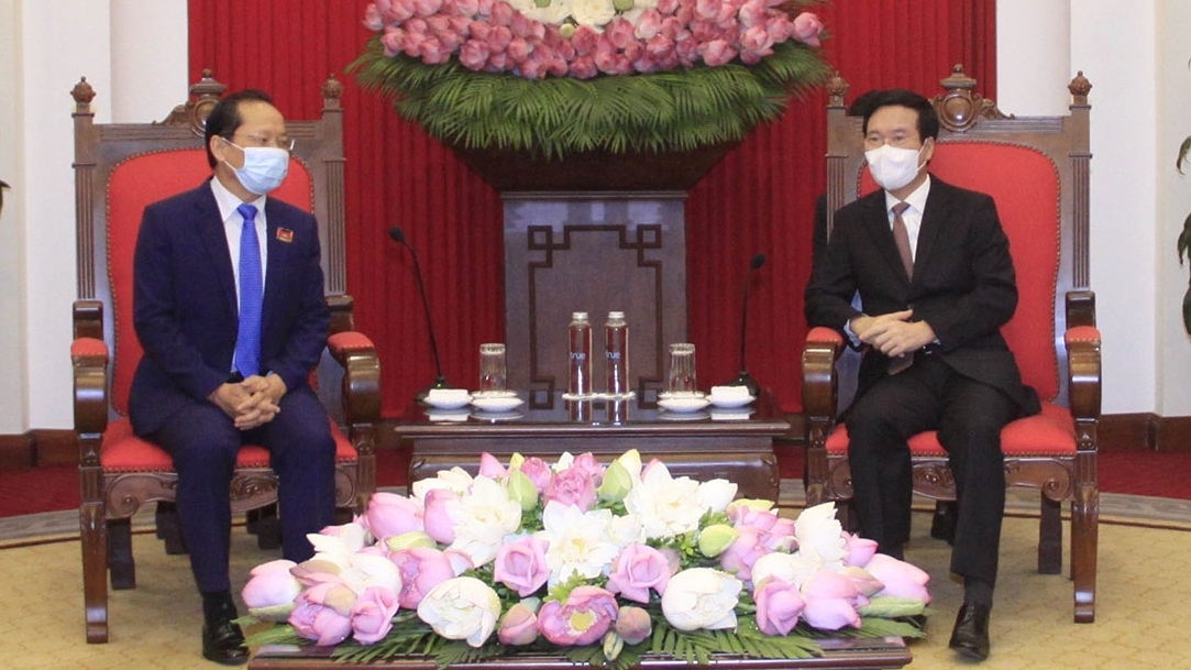 Thường trực Ban Bí thư Võ Văn Thưởng tiếp Đại sứ Campuchia tại Việt Nam